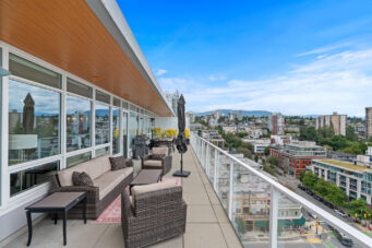 #1406 - 118 Carrie Cates Court